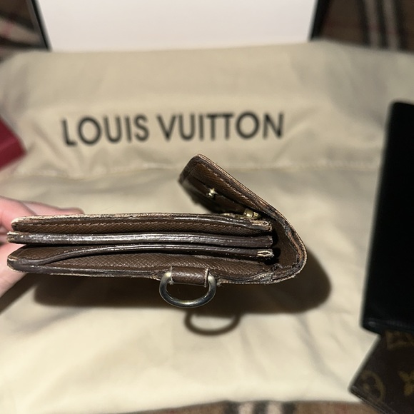 Trade? LV Authentic Damier Ebene double snap wallet wristlet😍 - Picture 7 of 11